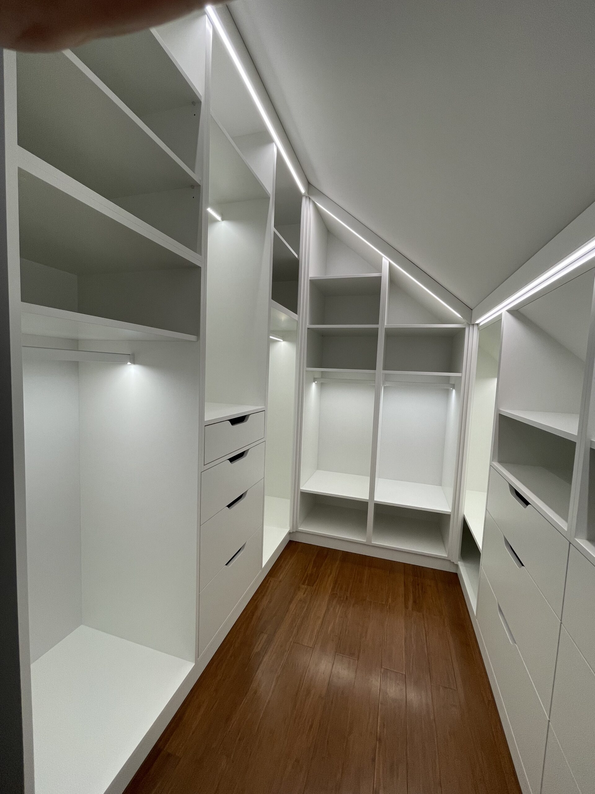 Garderoba na poddaszu